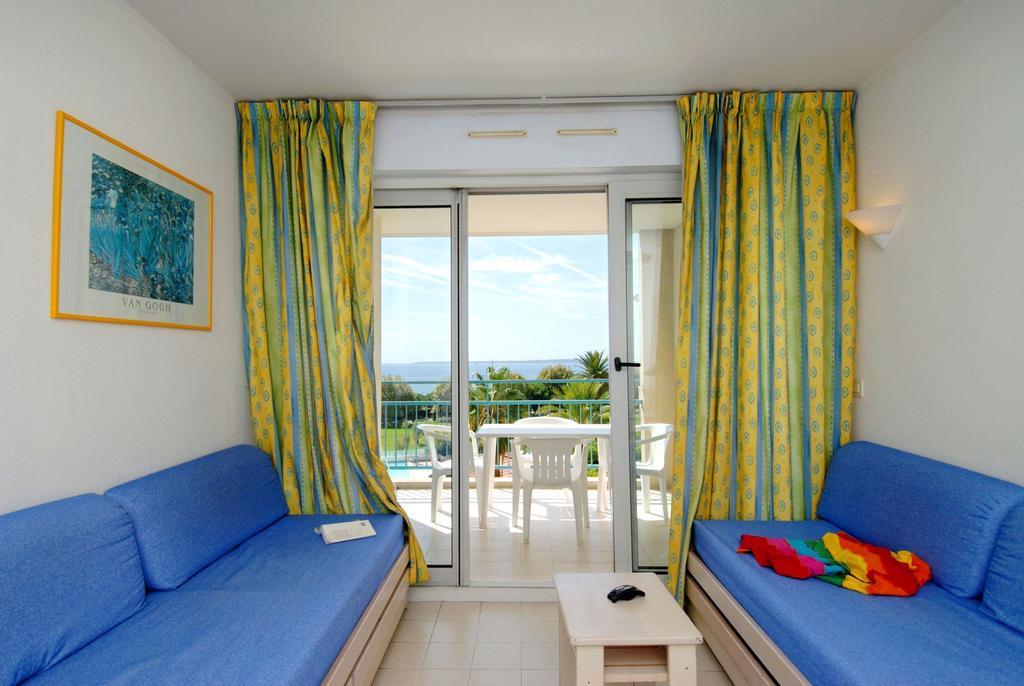 Residence Odalys Les Pins Bleus Juan-les-Pins Ruang foto